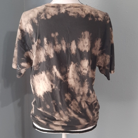 City Dreams Bjorkvin College Acid Washed Tshirt - Picture 3 of 9